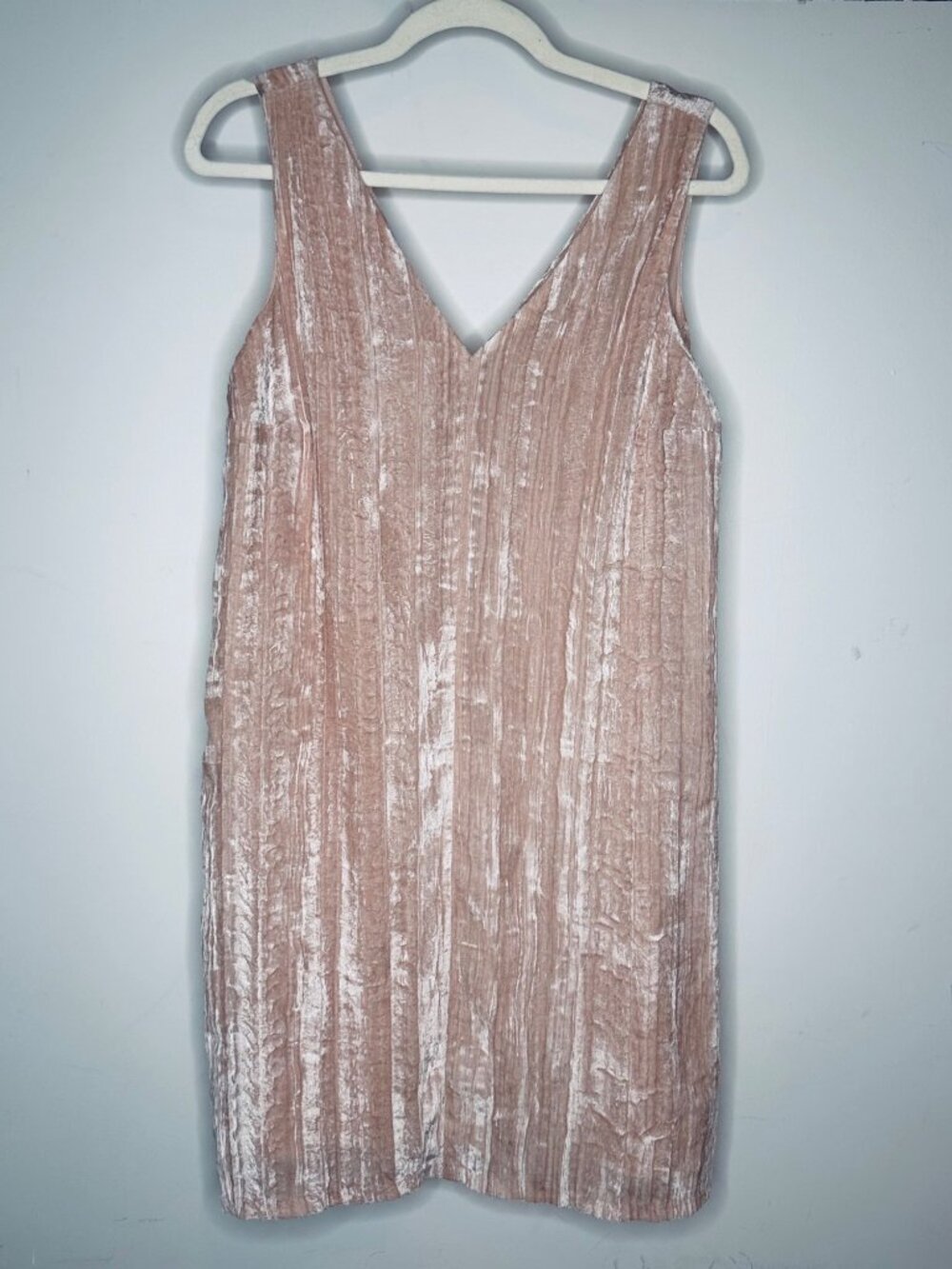 LOFT Petites Crushed Velvet Swing Dress Blush Pink Sleeveless V-Neck Textured El